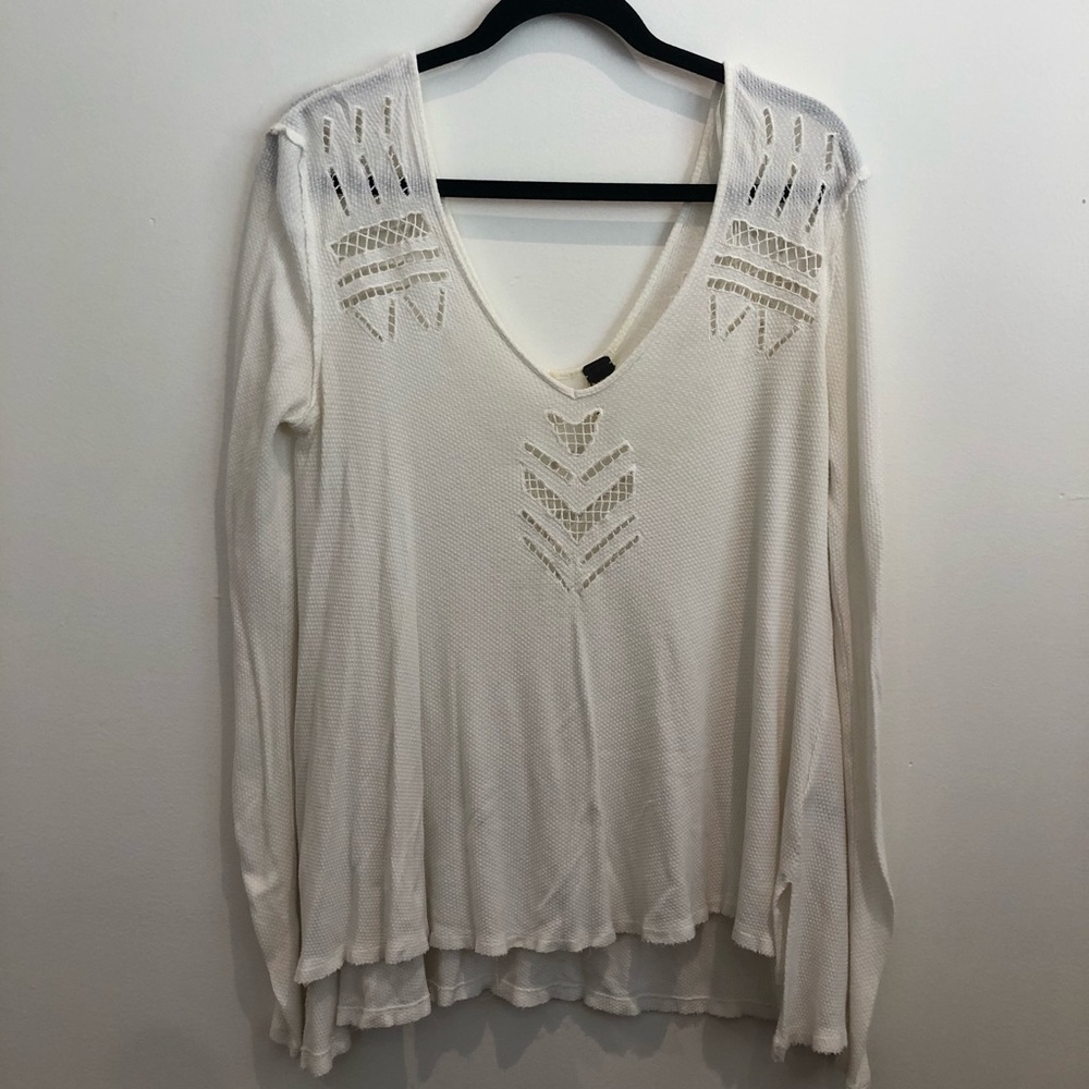 FREE PEOPLE white long sleeve sweater